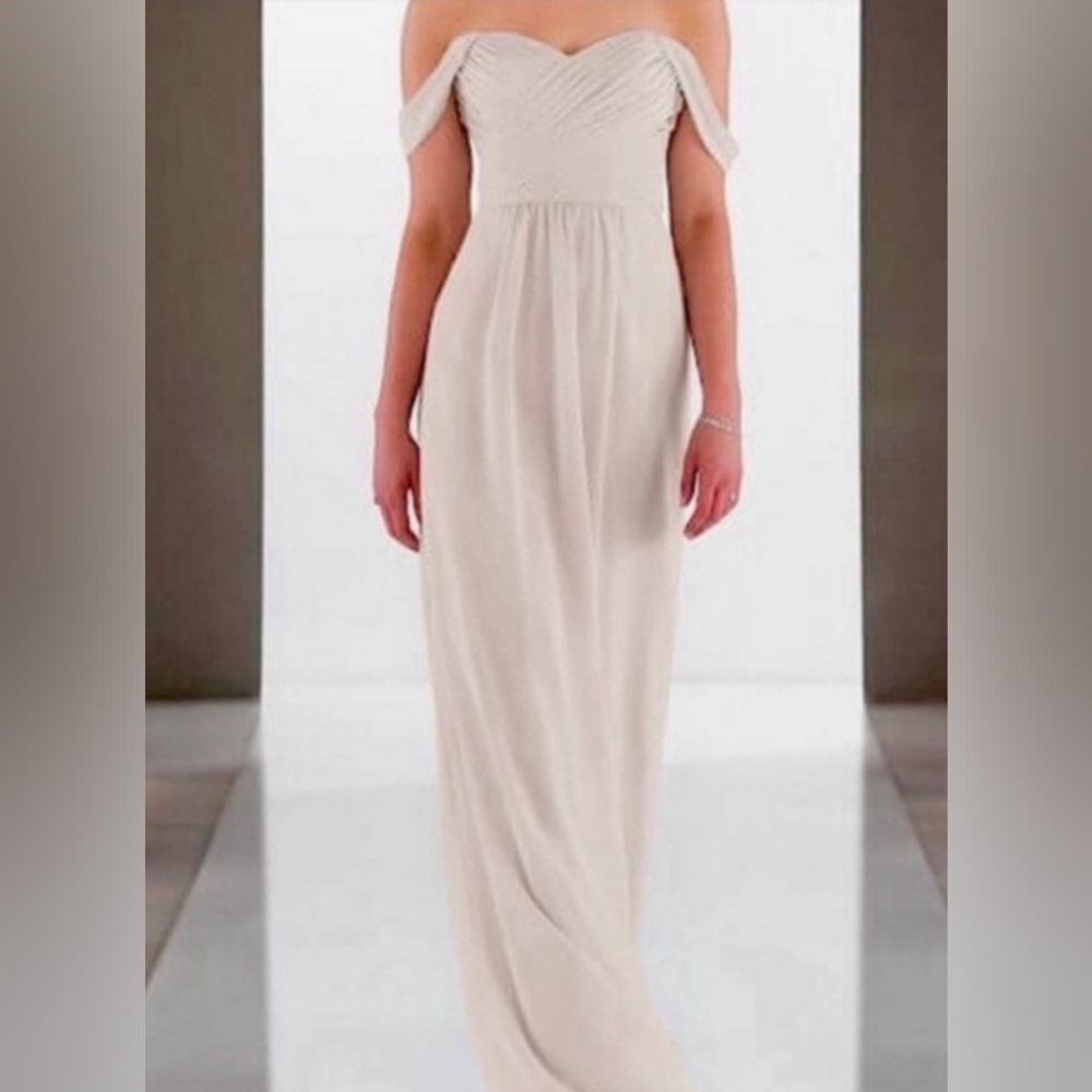 Women's Sorella Vita Champagne Off the Shoulder Bridesmaid Gown Size 16